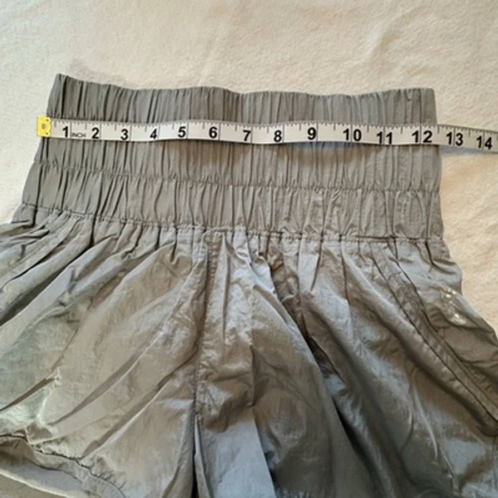 Free People FP‎ Movement Shorts Athletic Sz Small Gray 